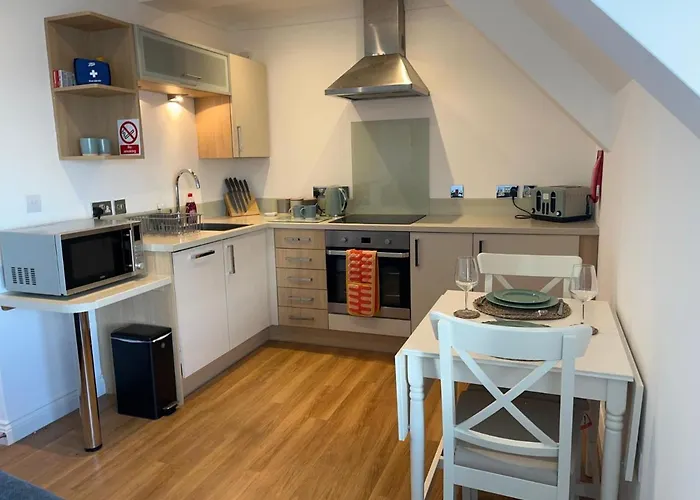Apartment - Centre Of Swanage Stunning Sea Views