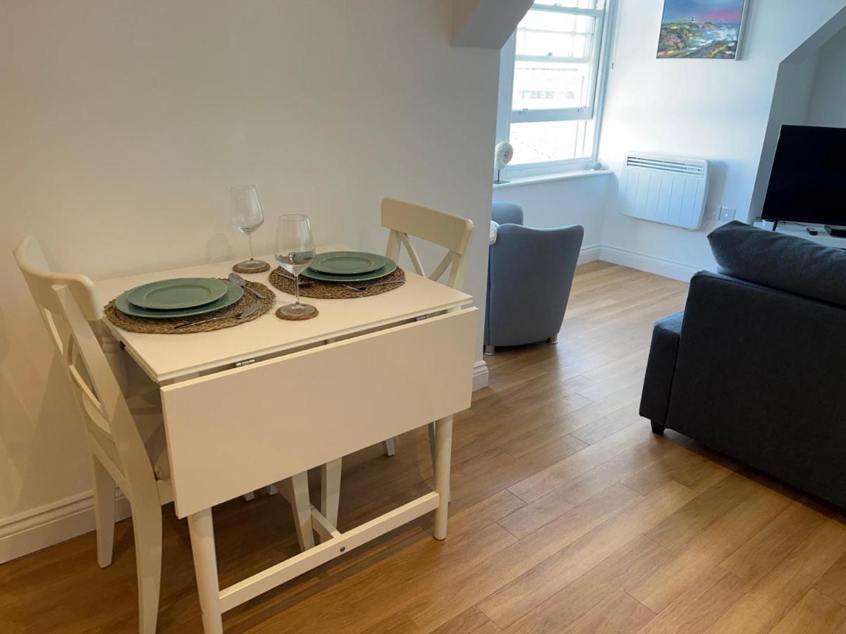 Apartment - Centre Of Stunning Sea Views *