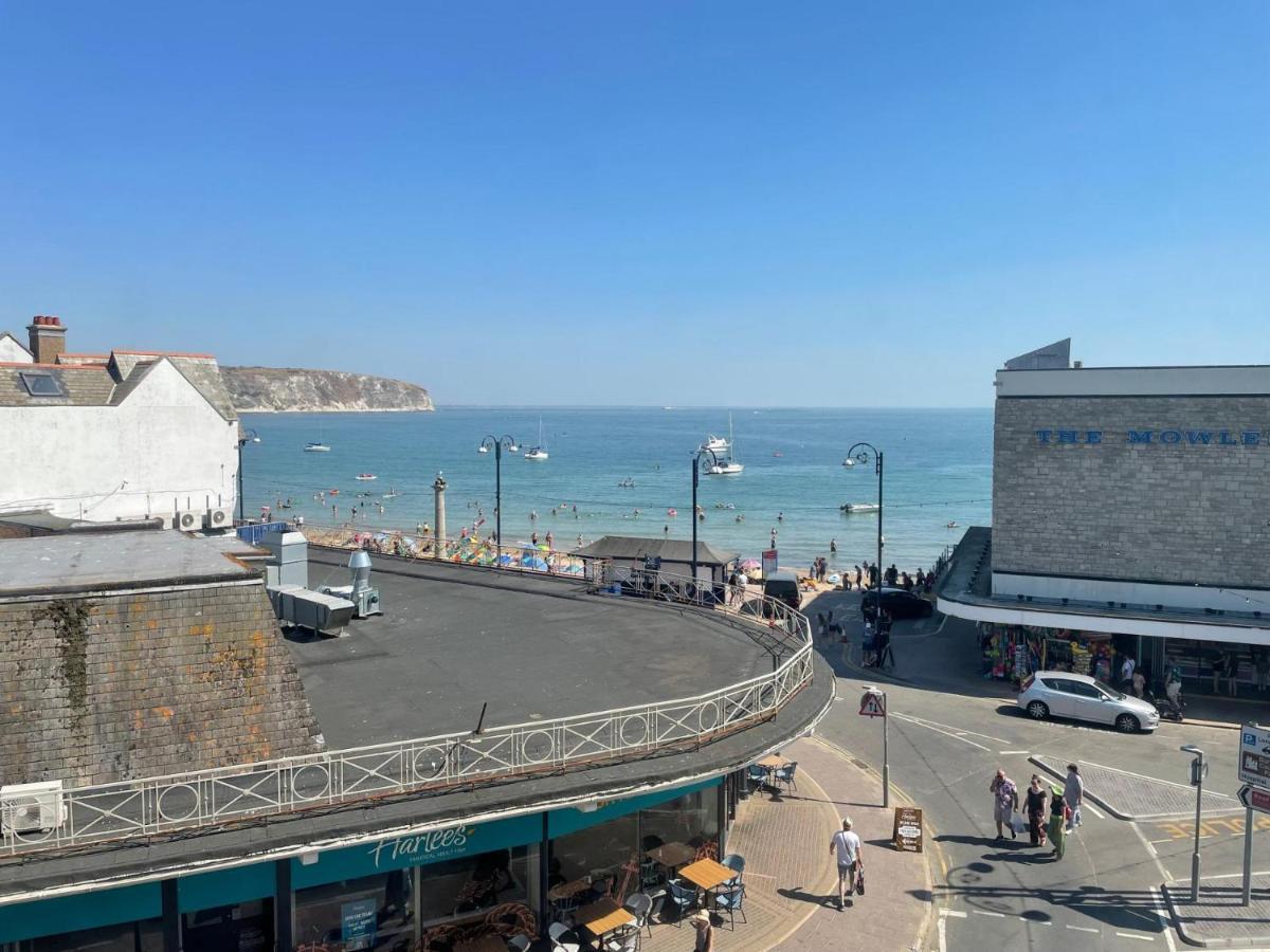 - Centre Of Stunning Sea Views Swanage